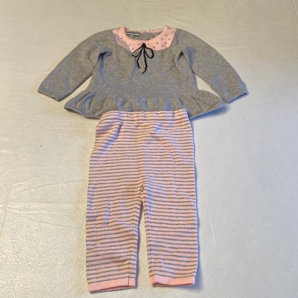 Babyrageous by Babies R Us Infant Girls 2 Piece Pink/Grey Outfit- Size 9mon